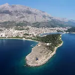 Apartments With A Parking Space Makarska - 21539